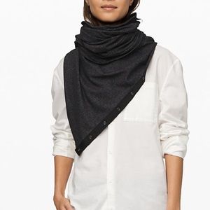 Lululemon scarf